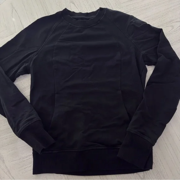 Lululemon Scuba Crew Size 6 - Picture 1 of 9